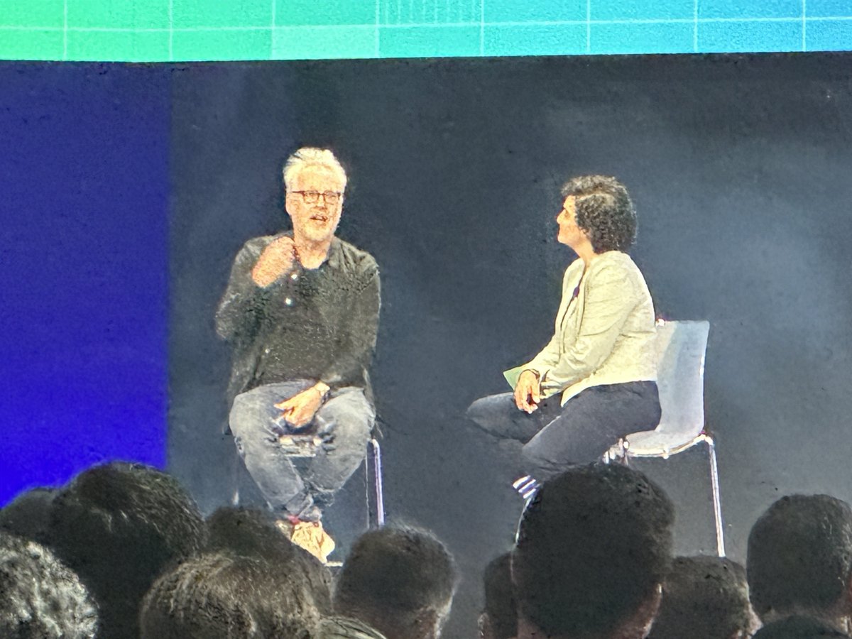 HaroldSinnott's tweet image. Live in San Diego, CA. at #AppianWorld :

MythBuster’s Adam Savage @donttrythis talking about problem solving with @Appian’s April Schuppel. Closing keynote! 

#tseclientwork #AI #DeveloperExperience #App @AppianCTO @SwayEffect