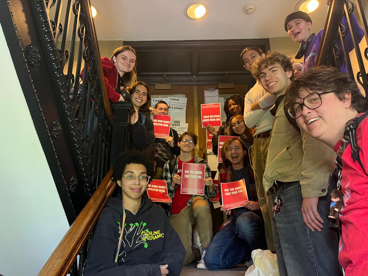 We knocked again today, and President Roth still wasn’t home! 🤔 

Join us this Friday at 12:30 outside South College to call on Wesleyan to stand up for workers rights! 

See you there 🫡