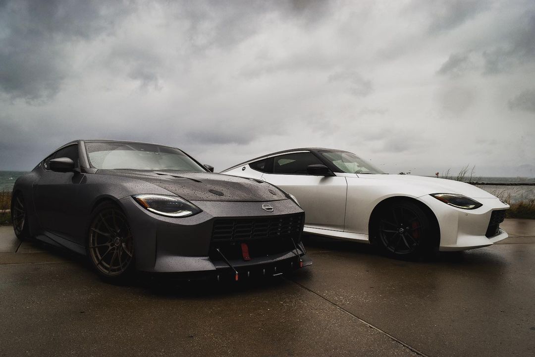 PandaMotorworks's tweet photo. Seeing double never looked so good! ππ₯
π: @219_400z
#PandaMotorworks #NissanZ #2023Z #RZ34 #400Z #NewZ #JDM #Zociety #TwinTurbo #CarsofInstagram https://t.co/4GTgwLlLUy