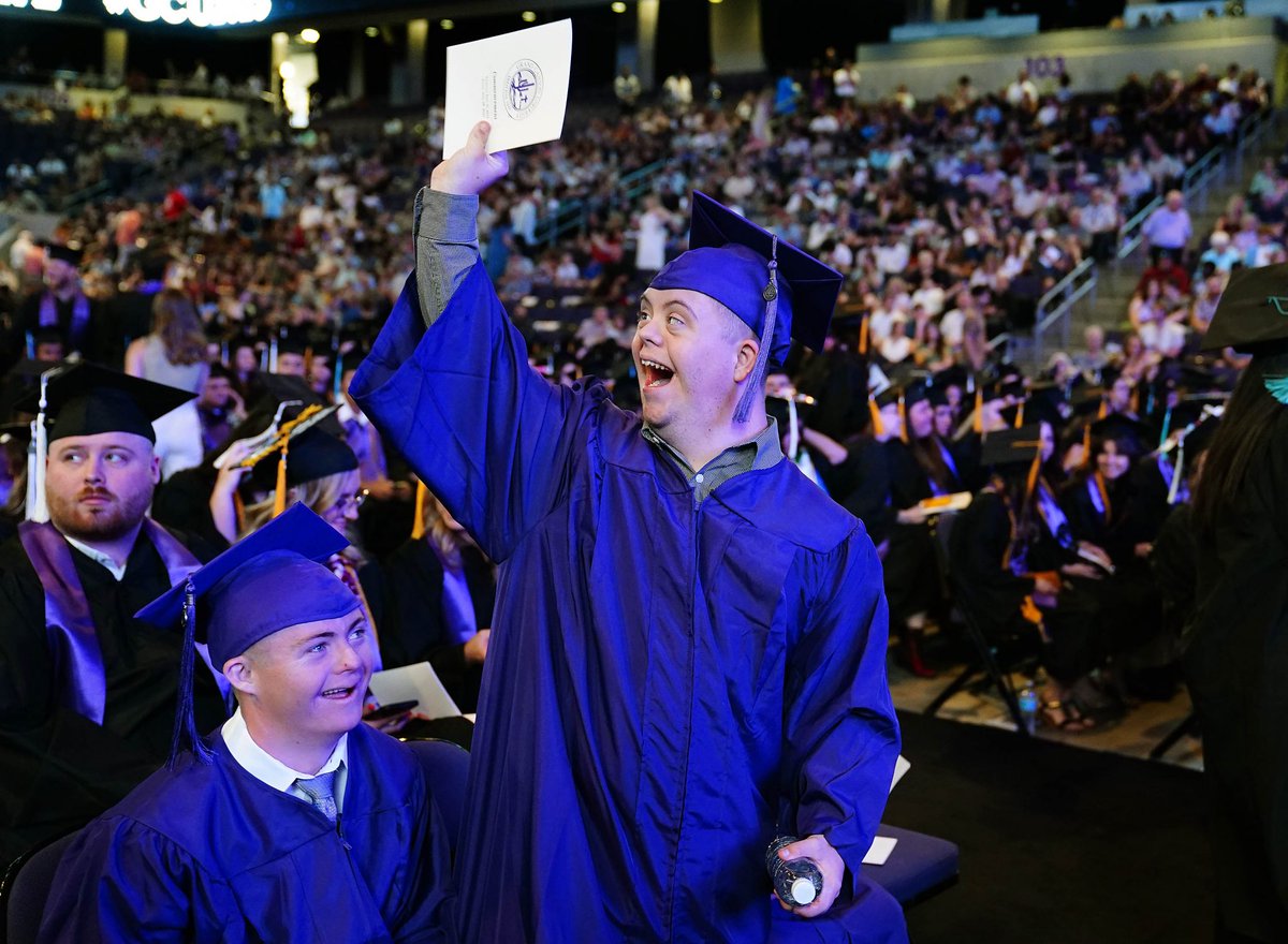 DrElliottCHSS's tweet photo. Last Friday, we celebrated a tremendous gift, our first graduates of the Lopes Academy! It was a joyous and moving experience for all, but especially for the nine young men and women who inspired us from beginning to end. https://t.co/9Q5nkxYKkr