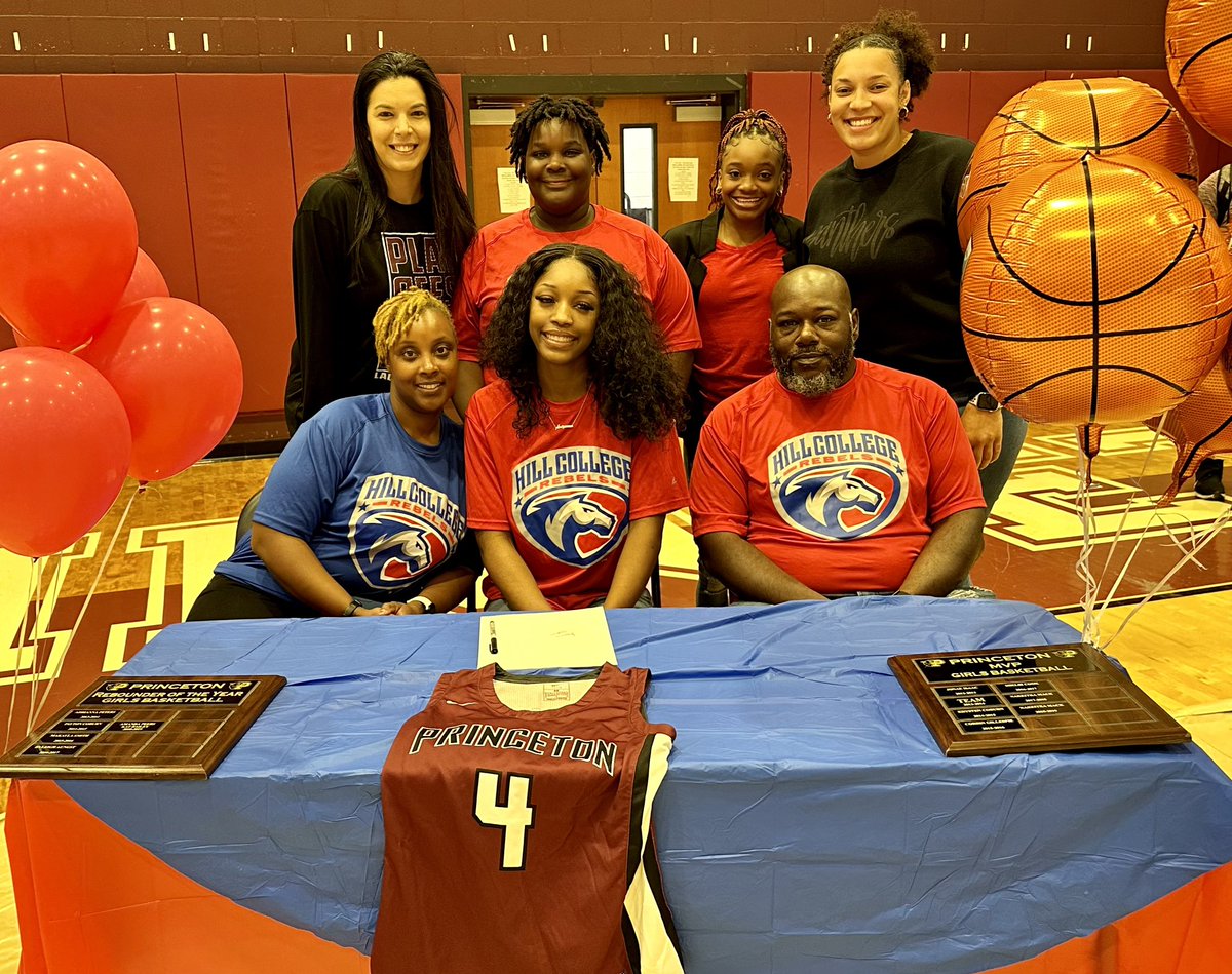 PrincetonISD's tweet photo. Ariyanna Stephens signed her letter of intent to play basketball for Hill College, a Div. I school in the National Junior College Athletic Association, located in Hillsboro, Texas. She was joined by her family and coaches. @HillCollege https://t.co/jO9mxp5U24