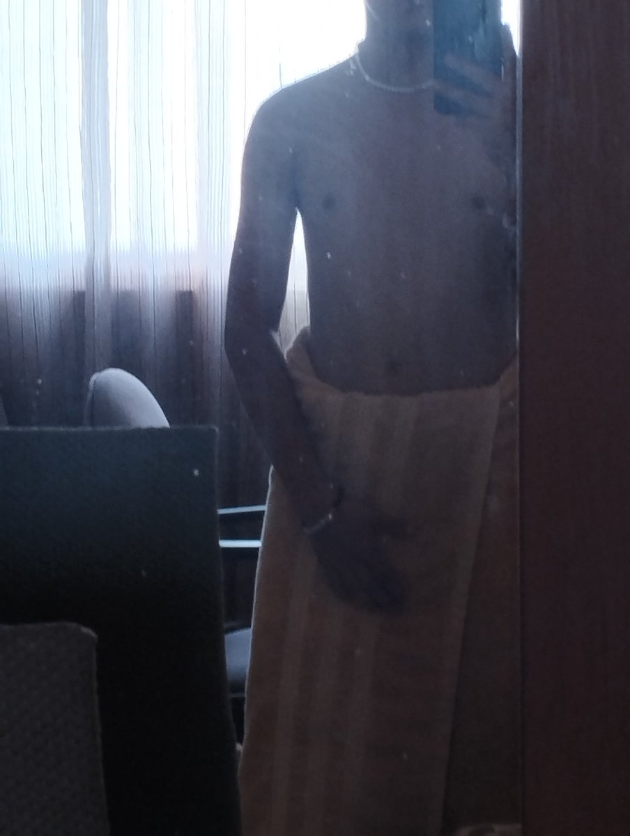 Alberto76268114's tweet photo. @EncuentroGayMty #baño #morrito18 #gey #PozaRica 😈😈🥵 https://t.co/R8ulHjIOWz