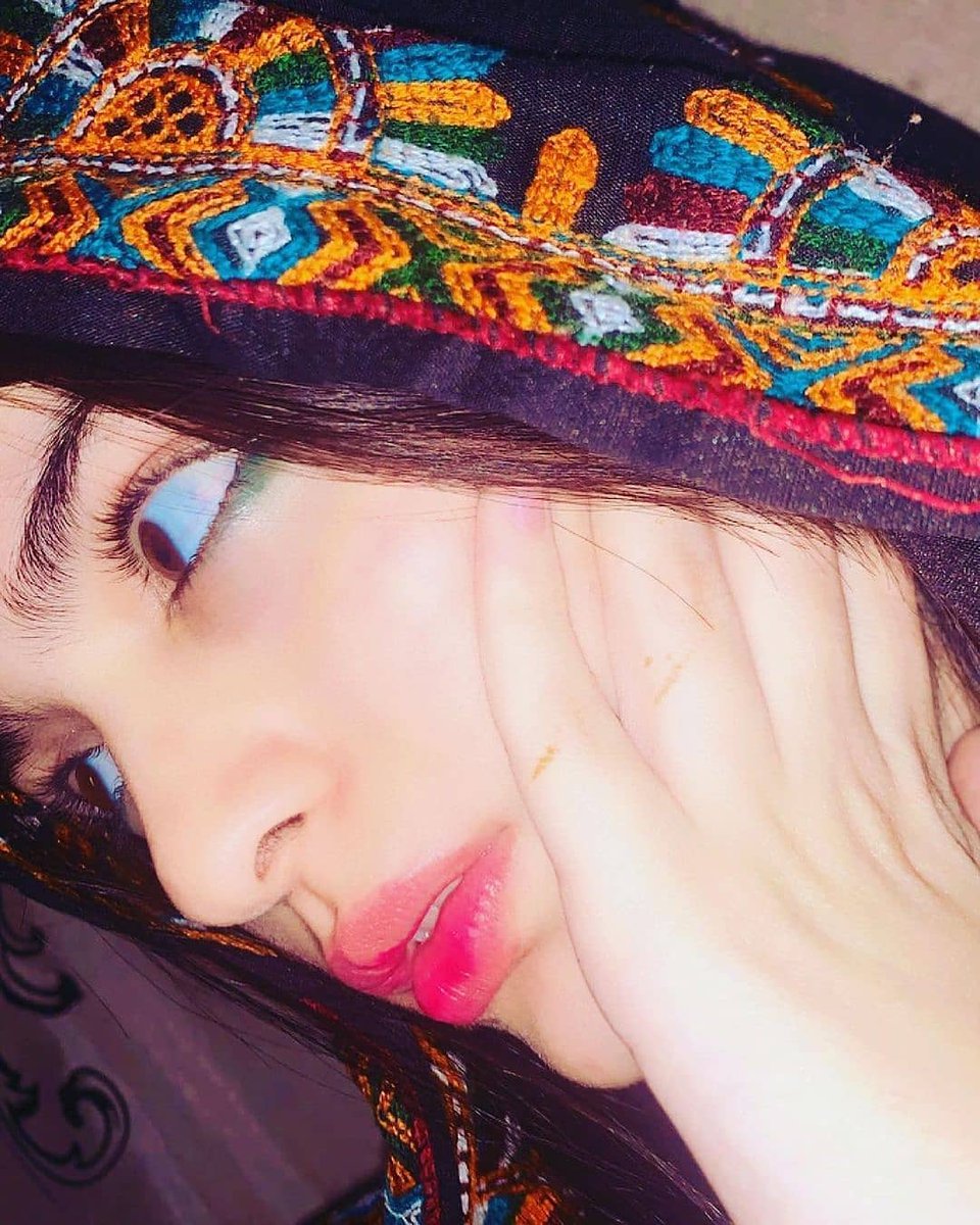 Siya___124's tweet photo. 🦋🦋 https://t.co/RzqugHDhaW