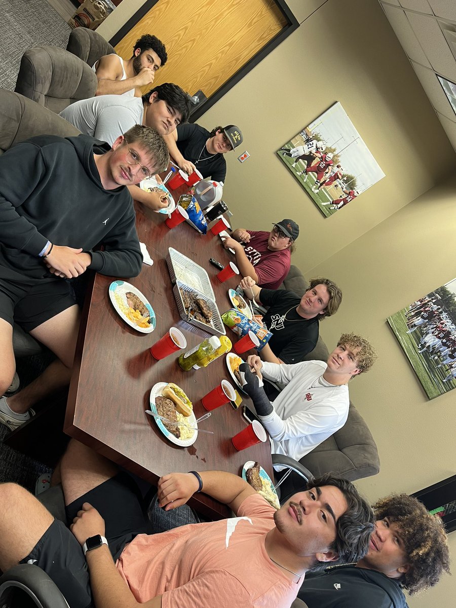 SNUFootball's tweet photo. Winners eat! Leadership Group 10 lead by Cole McMahan gets treated to a steak dinner for winning the off-season points competition!!

#BoltsUp⚡️ https://t.co/fdZmg7dCyi
