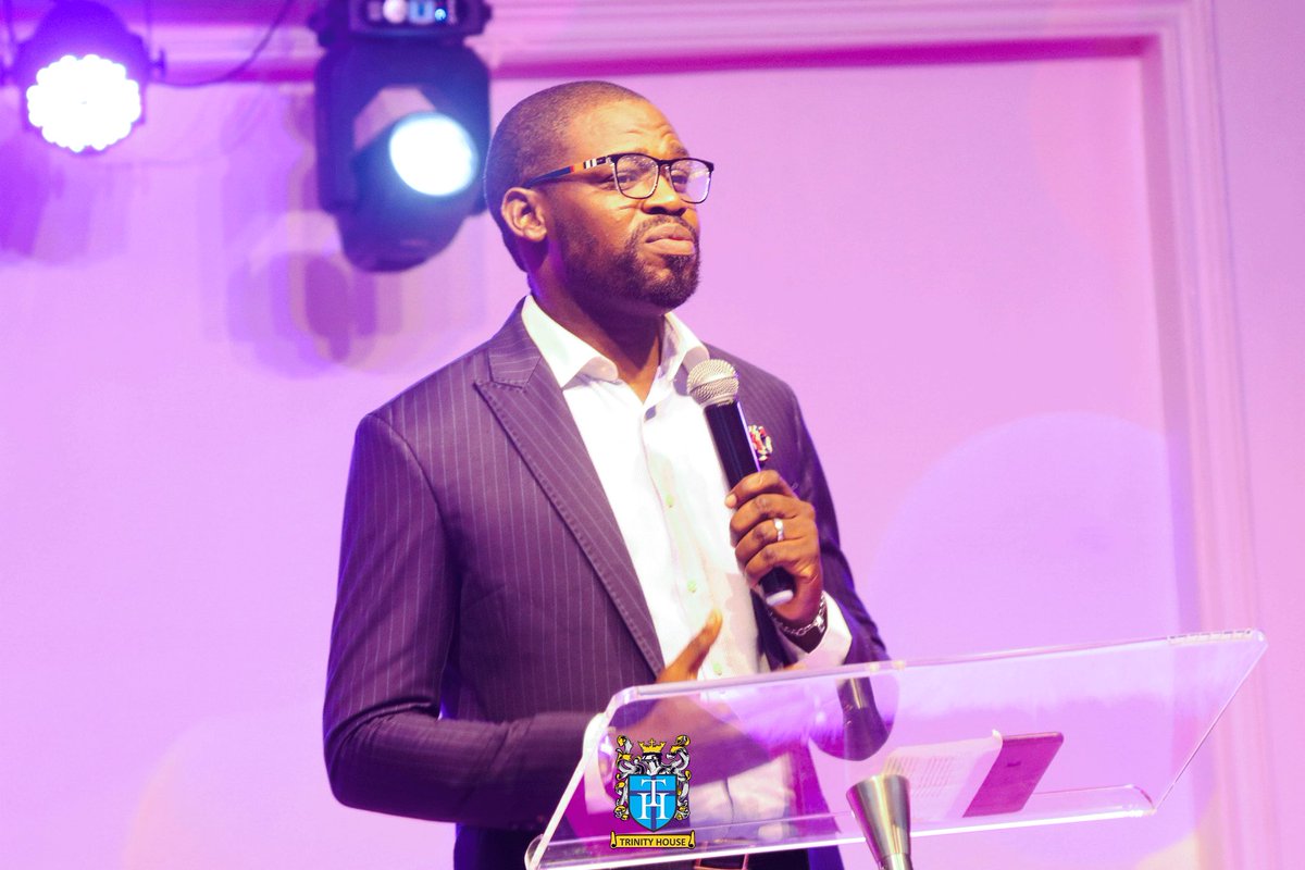 trinityhouseng's tweet photo. How great is our God!

#trinityhouse
#believe 
#wednesdayservice
#midweekservice
#communionservice
#midweekcommunionservice
#hymnsandcommunion
#hymnsandcommunionservice
#firstwednesdayofthemonth
#firstwednesdayofmay
#thepassover 
#pastorituahighodalo https://t.co/2qyHGGEAh7