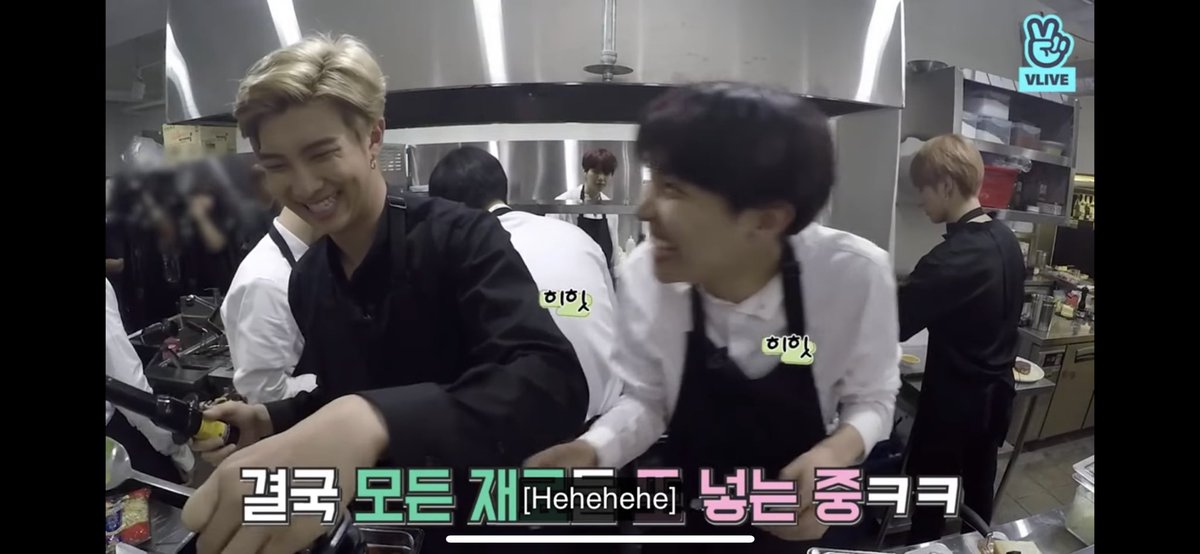 bangtannielove_'s tweet photo. โค๏ธโ๐ฉน #namseok #runbtsep58 https://t.co/R0MIvWPTrr