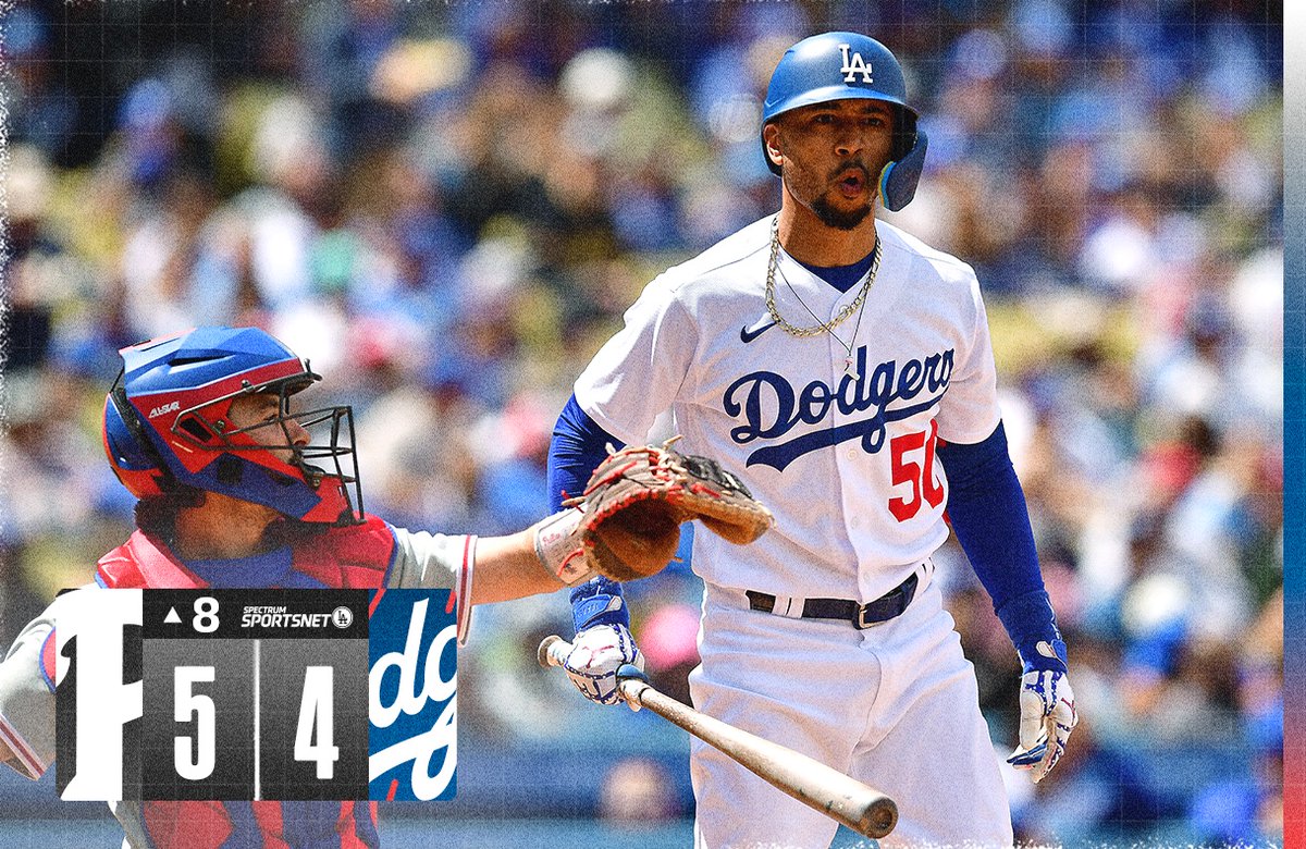 SportsNetLA's tweet photo. #Dodgers down 1 heading into the 8th inning. #HereToPlay https://t.co/A5YZdYxhbO