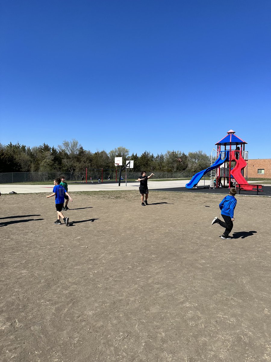 DoaneFootball's tweet image. “Everybody can be great because everyone can serve.” #Play60