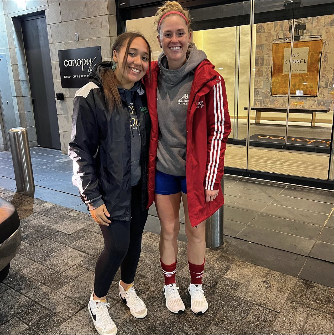 danitaylor2024's tweet photo. Had an amazing time in Jersey City and Manhattan visiting @allianceuwsoccer! Thank you Coach Webb for everything!💙 https://t.co/vlfLQ7ikk0