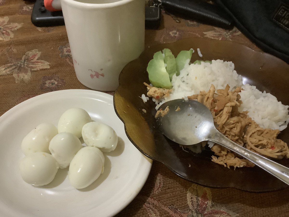 psjaya75's tweet photo. Sarapan peternak rumahan …

#puyuh #telurpuyuh #ternakrumahan #puyuhbandung https://t.co/Vzmzlfrf09