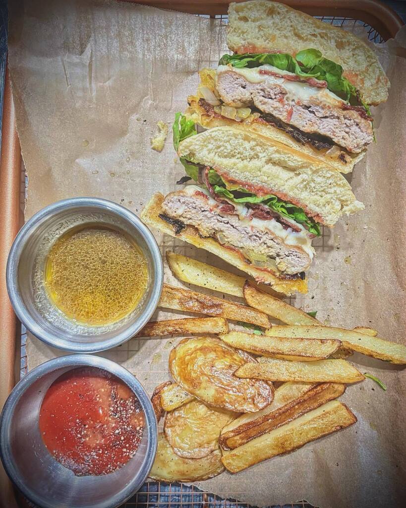 Turkey bacon cheeseburger on a homemade brioche bun #homemade #turkeyburgers #cheeseburgers #homecook #homechef #speltbread #burger #burgerlover #turkeyburger #turkeybaconburger instagr.am/p/CrzByXiJnF_/