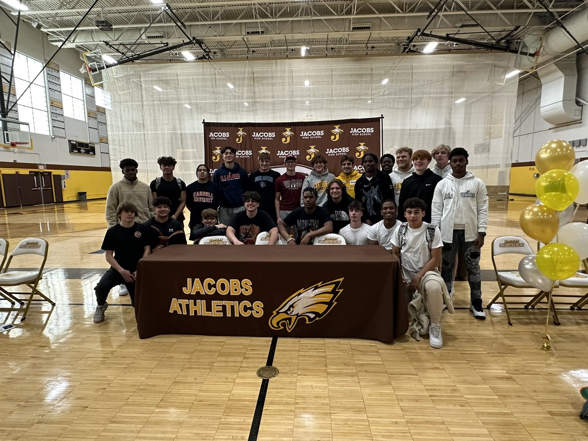 HDJacobsFBall's tweet photo. Celebrating today our 7 who will play in college🦅🏈
@NickTrue16 at @IlliniFootball 
@seibert_will at @JHU_Football 
@only1juan_ at @piofootball 
@dinohunt22 at @AugieILfootball 
@kyle_koziel75 at @AugieILfootball 
@dylan_c_35 at @RoseHulmanFB 
@_antoniobrown8  at @BSUBeaversFB https://t.co/Yja0Q6AaVq