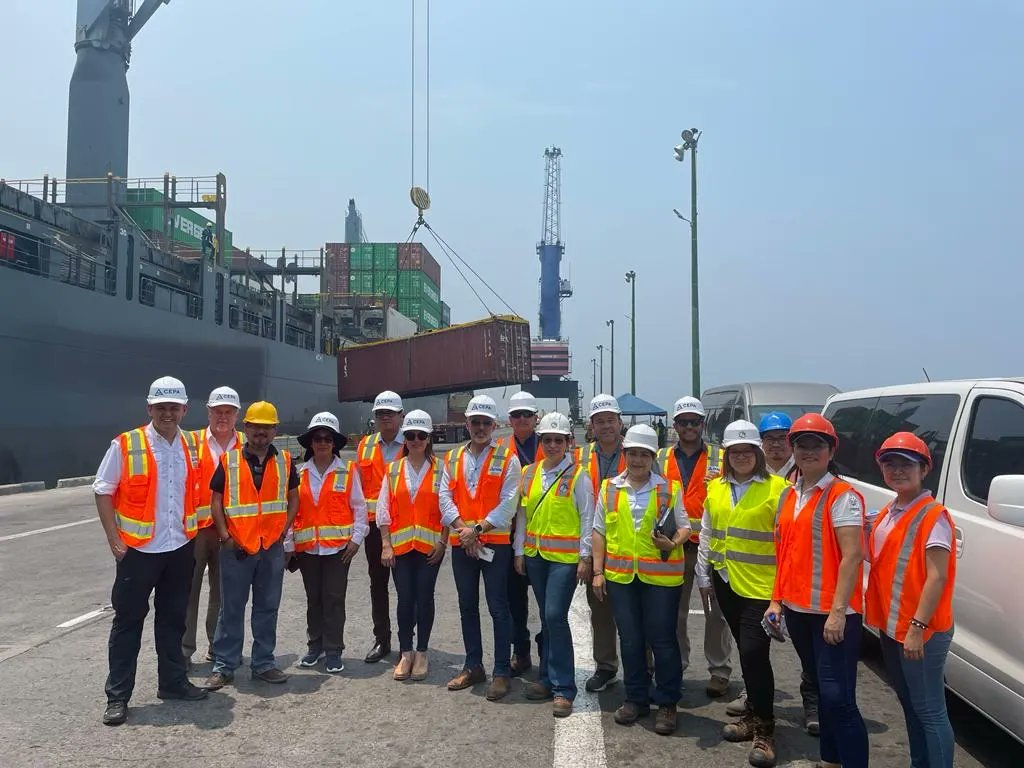 AMP El Salvador tweet media