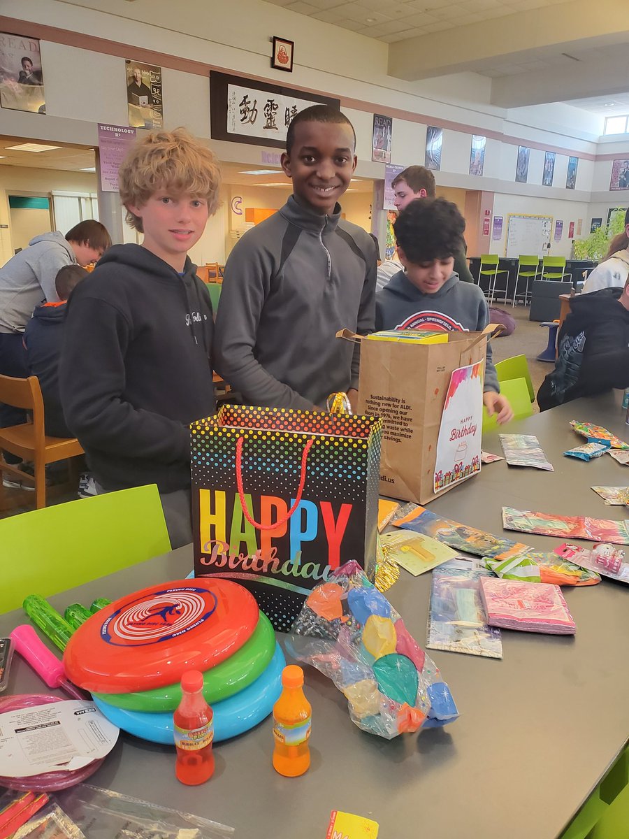 Señora Shalash tweet media