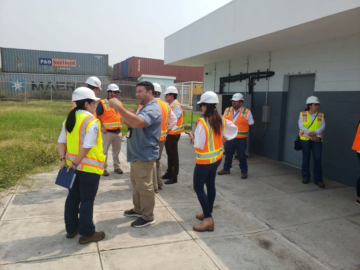 AMP El Salvador tweet media