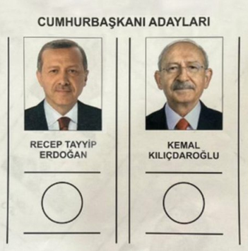 Seçim 2. tura kalırsa oy pusulası kesinlikle böyle olacak. Başka bir ihtimal yok. Gerçek bu. Ancak iktidara ve her türlü karanlık odağa provokasyon ve hamle fırsatı için 2 hafta daha verilmiş olacak. Bir anlamı var mı? Yok. Haydi, 14 Mayıs'ta bu işi bitirelim. #İlkTurdaBitirelim