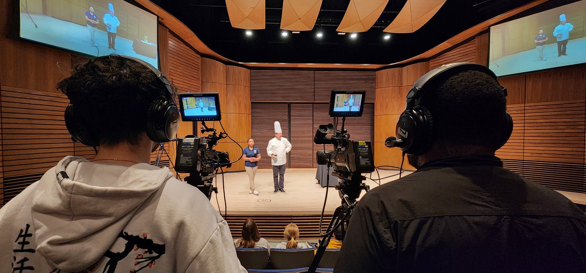 Mitch Strohman tweet media