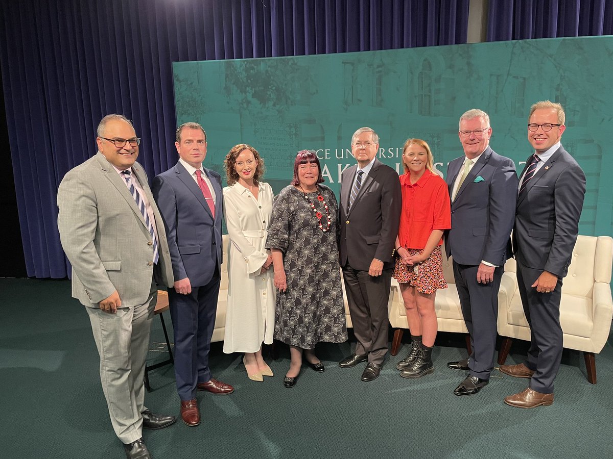 It was great to attend the @BakerInstitute recording of the #BakerBriefing with my @IrelandCGAustin colleague last night. A fantastic panel discussion celebrating the 25th anniversary of the Good Friday Agreement. @UKinTX