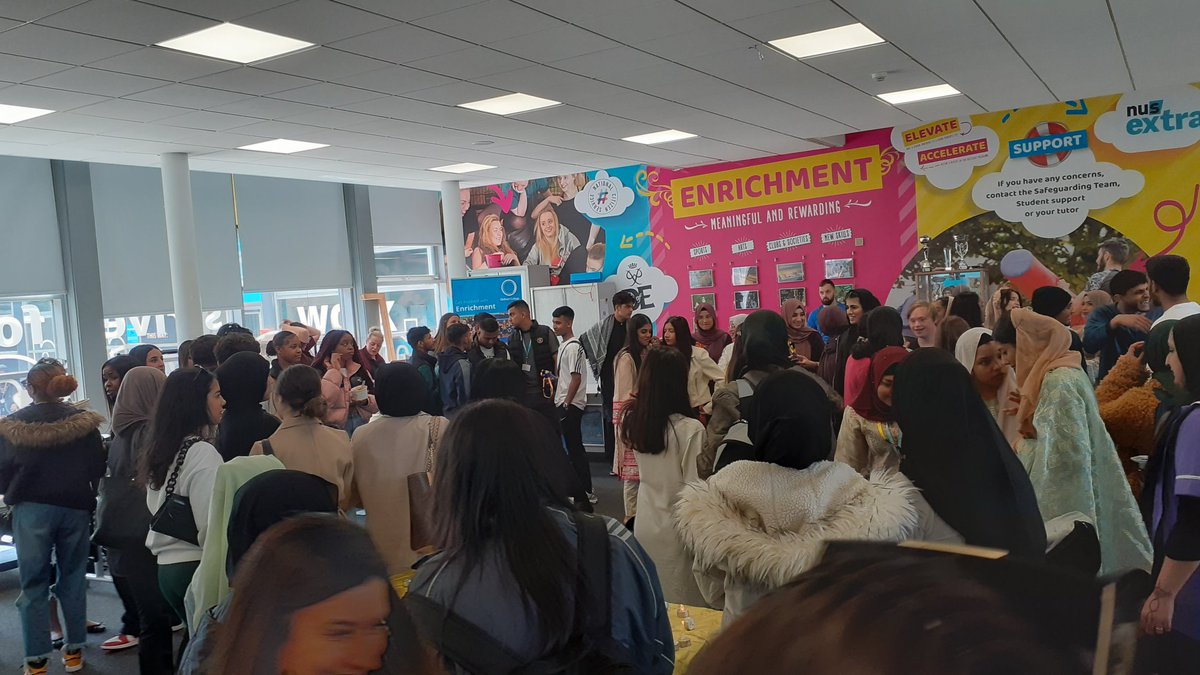 Celebrating Eid <a href="/OldhamCollege/">Oldham College</a>