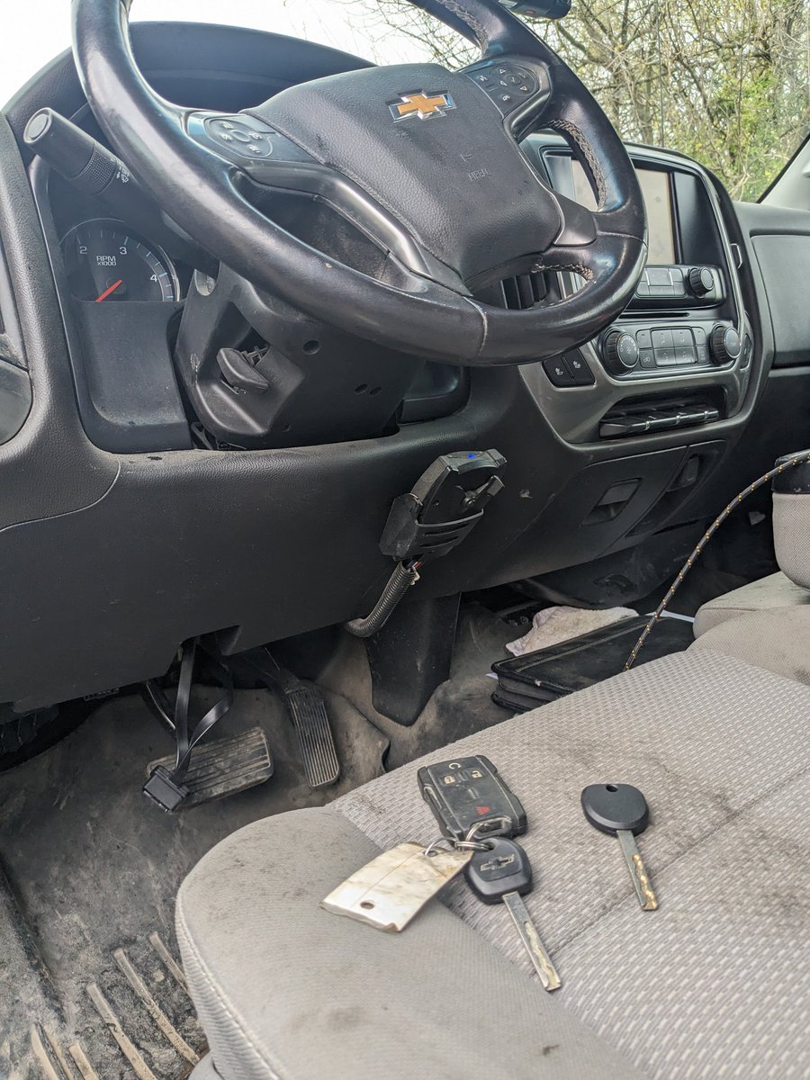Instacarkey's tweet photo. InstaCarKey cuts and programs keys for all Make, Model and Year vehicles even Commercial vehicles. #chevytrucks #Chevrolet #gmctrucks #gm #Dodge #dodge https://t.co/h9f0SUhfpf