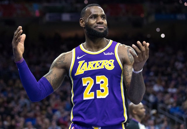 LeBron is the ONLY player in history who gets criticized when his teammates play up to their abilities.

When Klay drops 60 or Poole drops 40 all we hear is how Steph makes his teammates better.

But the minute AD has a great game all we hear is how LeBron is getting carried.