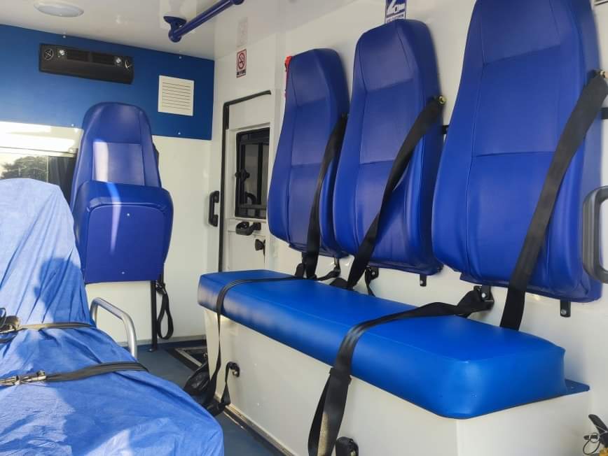 loqpasaencordob's tweet photo. LLEGÓ UNA NUEVA AMBULANCIA PARA LOS #CHINUANOS
Orlando Castillo Bermejo, alcalde de #Chinú hizo entrega de una nueva ambulancia al Hospital San Rafael de esta localidad. https://t.co/77NIS4Ak8j