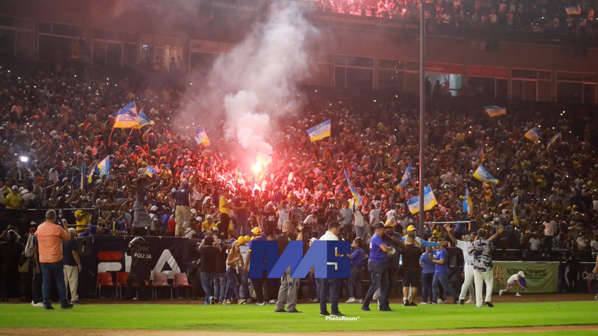 amspanamapty's tweet photo. La afición qué nunca dejo de apoyar a sus campeones. https://t.co/ZqAUXccp0z