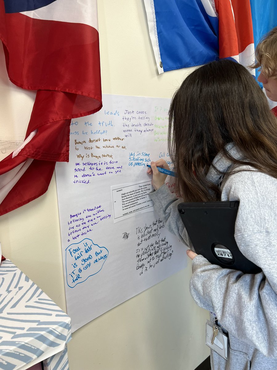 GAmigdalos's tweet photo. Visible Learning at its best! What are kids thinking while they are reading? TY @MissMonty516 for promoting discussion, valuing perspectives &amp; challenging learners to demonstrate their thinking on a topic! #MineolaProud 📖❤️ https://t.co/NKCMeRxX0G