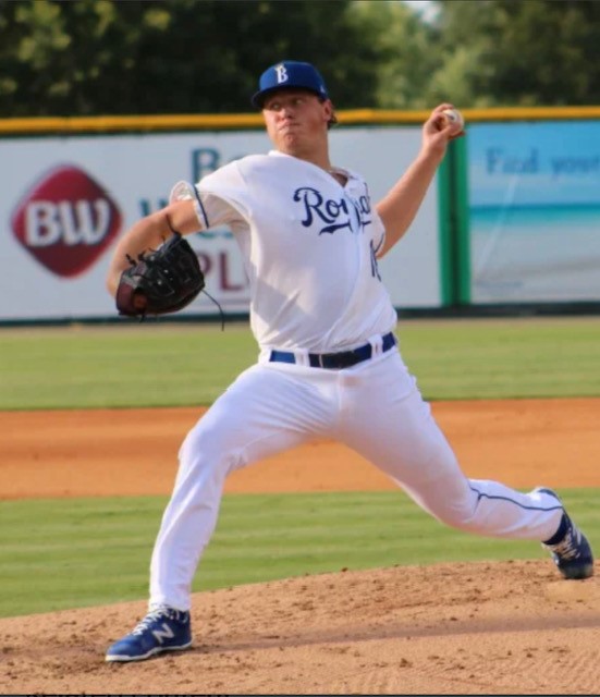 FPDVikingSports's tweet photo. All of Viking Nation celebrates @AustinJCox8 on being called up to THE SHOW!  Austin joins the big league club tonight in Kansas City as they take on the Baltimore Orioles.  Congratulations, Austin --- Dreams do still come true!  We are proud of you! #CourageousFAITH https://t.co/OIfYKYdDXz