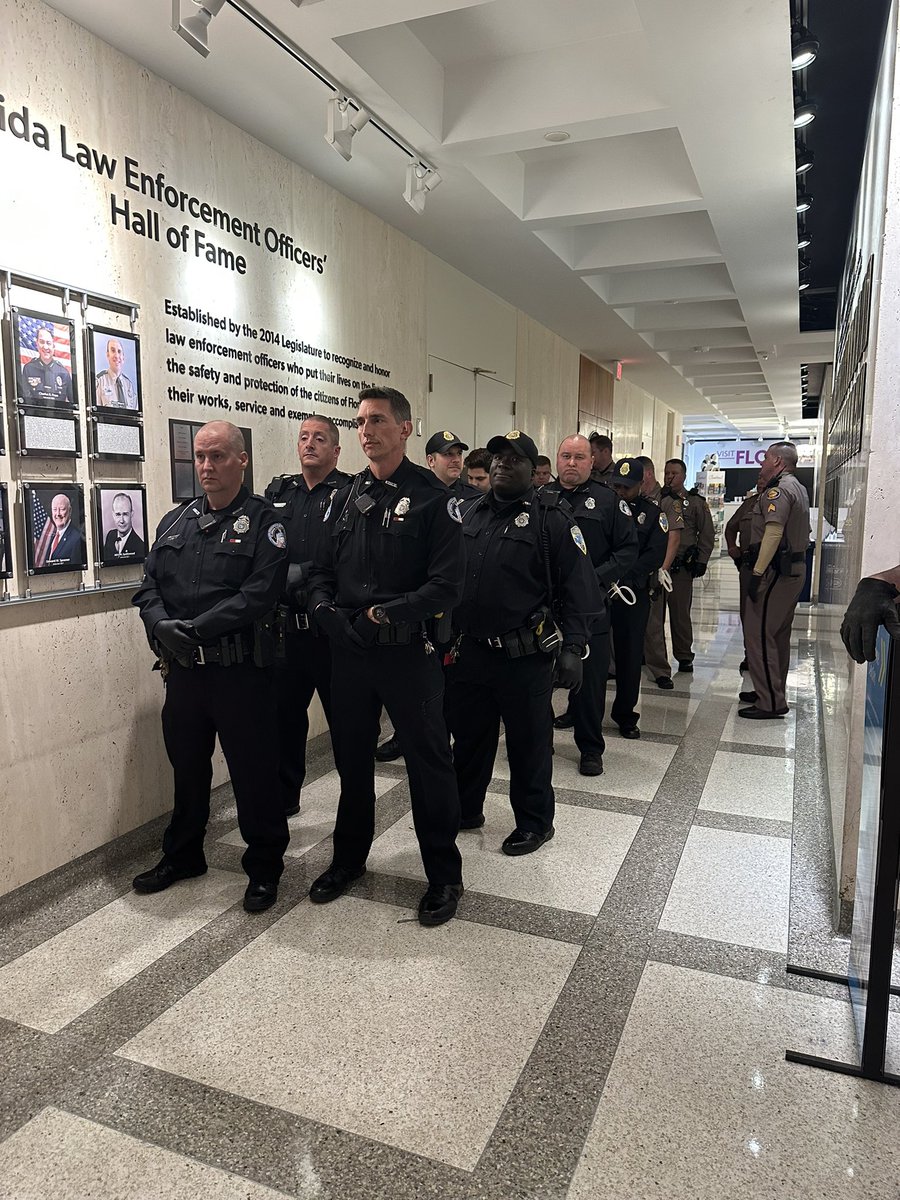 Dreamdefenders's tweet image. Update: we are entering hour 7 of our people's occupation of @GovRonDeSantis's office. Dozens of capitol police just gathered and are preparing for arrest.
