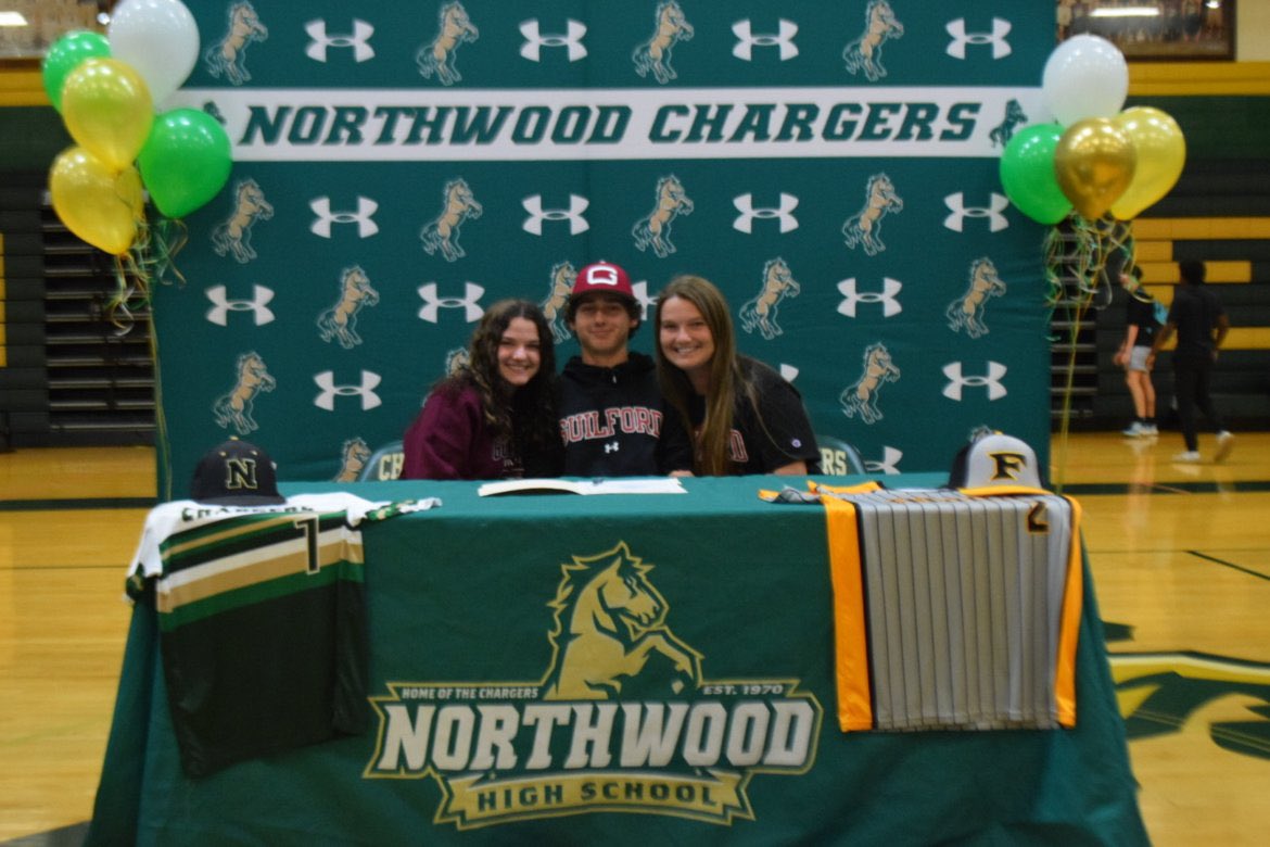 Made it Official Today!!#goquakers @QuakersBaseB @ChenzoScanio @5StarBennett @RockyCoyle @Northwoodnine @ChargerAthletes @nhs_sportsmed