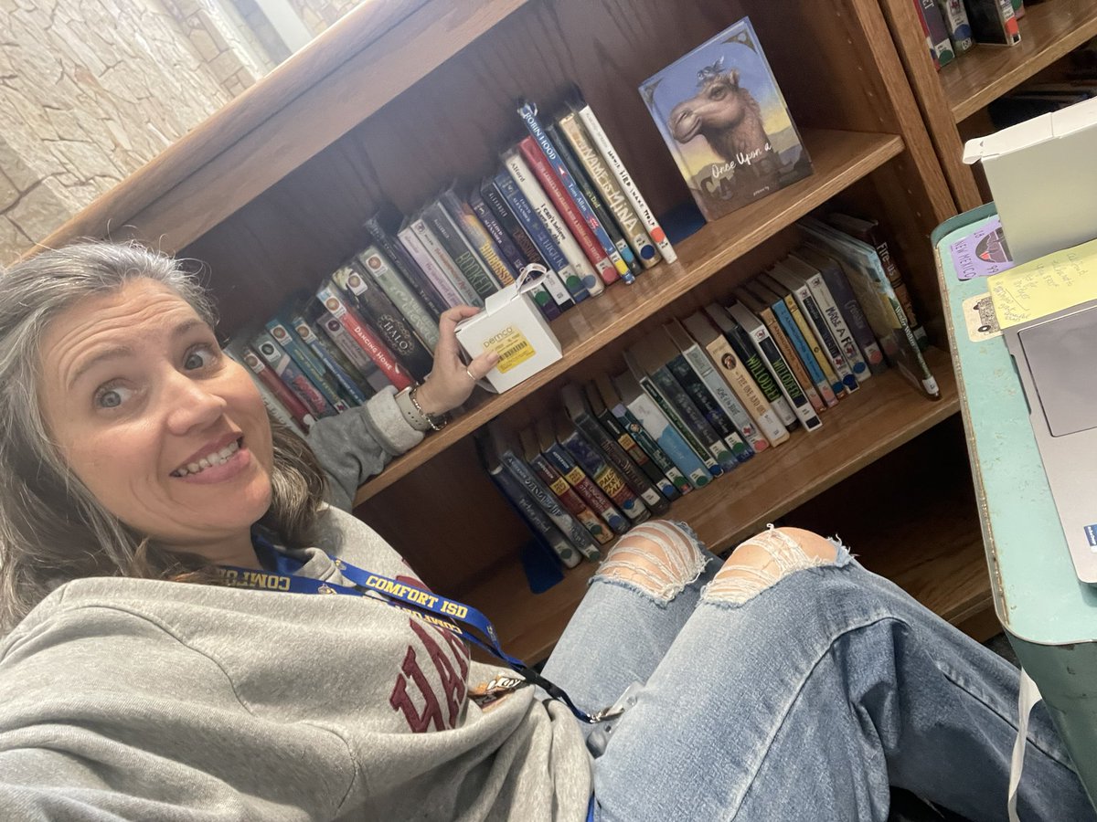 alcolvin's tweet image. I finally started stickering the collection for Genrefication! 50 down, 4,400 to go #FutureReadyLibrary