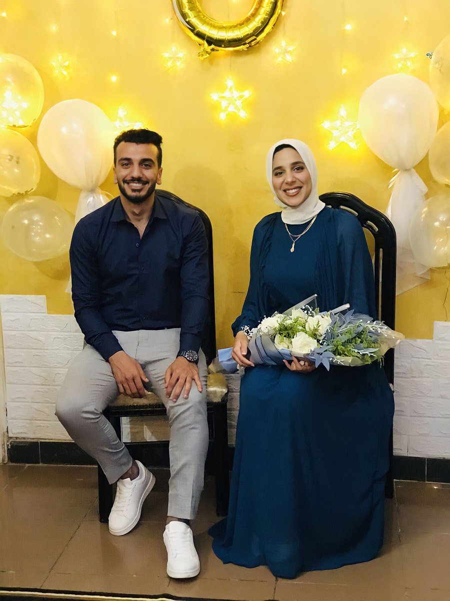 We made it ❤️❤️🫂
لكنها لم تمنحني جناحاً ؛ لقد اعطتني السماء 🖤🖤🖤
الحمدلله قرينا الفاتحه ❤️🫂