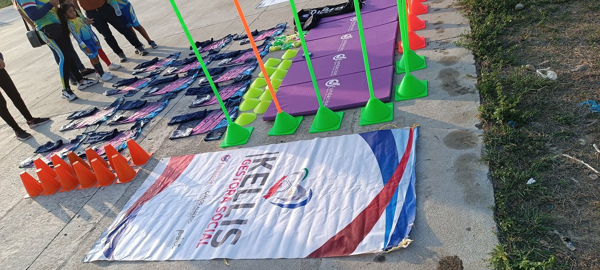 #avanzarcumpliendo entrega de implementos deportivos a las escuelas de patinaje del municipio de <a href="/Alcaldiafcion/">Alcaldía De Fundación</a>, seguimos avanzando con el deporte en cada disciplina <a href="/MinDeporteCol/">Ministerio del Deporte</a> <a href="/RenovacionCo/">Agencia de Renovación del Territorio</a> <a href="/jccamacho6410/">janeth camacho</a> <a href="/MilagroHg/">kellis Hernández</a> <a href="/elviamejiafer/">Elvia Mejía F.</a> <a href="/petr/">petr</a>