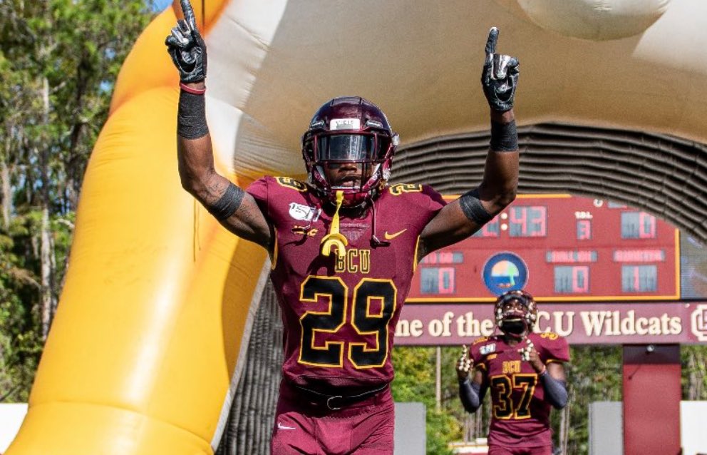 Jacewill14's tweet photo. Blessed to receive an offer from Bethune-Cookman University🔴🟡
#AGTG @bcugridiron @coachdj_wra @am6man @PHSColonelsFB
@MohrRecruiting  @ChadSimmons_ @larryblustein @Andrew_Ivins 
@CoachWoodie @Coach_Stuck @nickthepick36 @CoachSteveDavis @CoachDillard5 @CoachColey35 @HBFATHLETES https://t.co/weDtDjzVSQ
