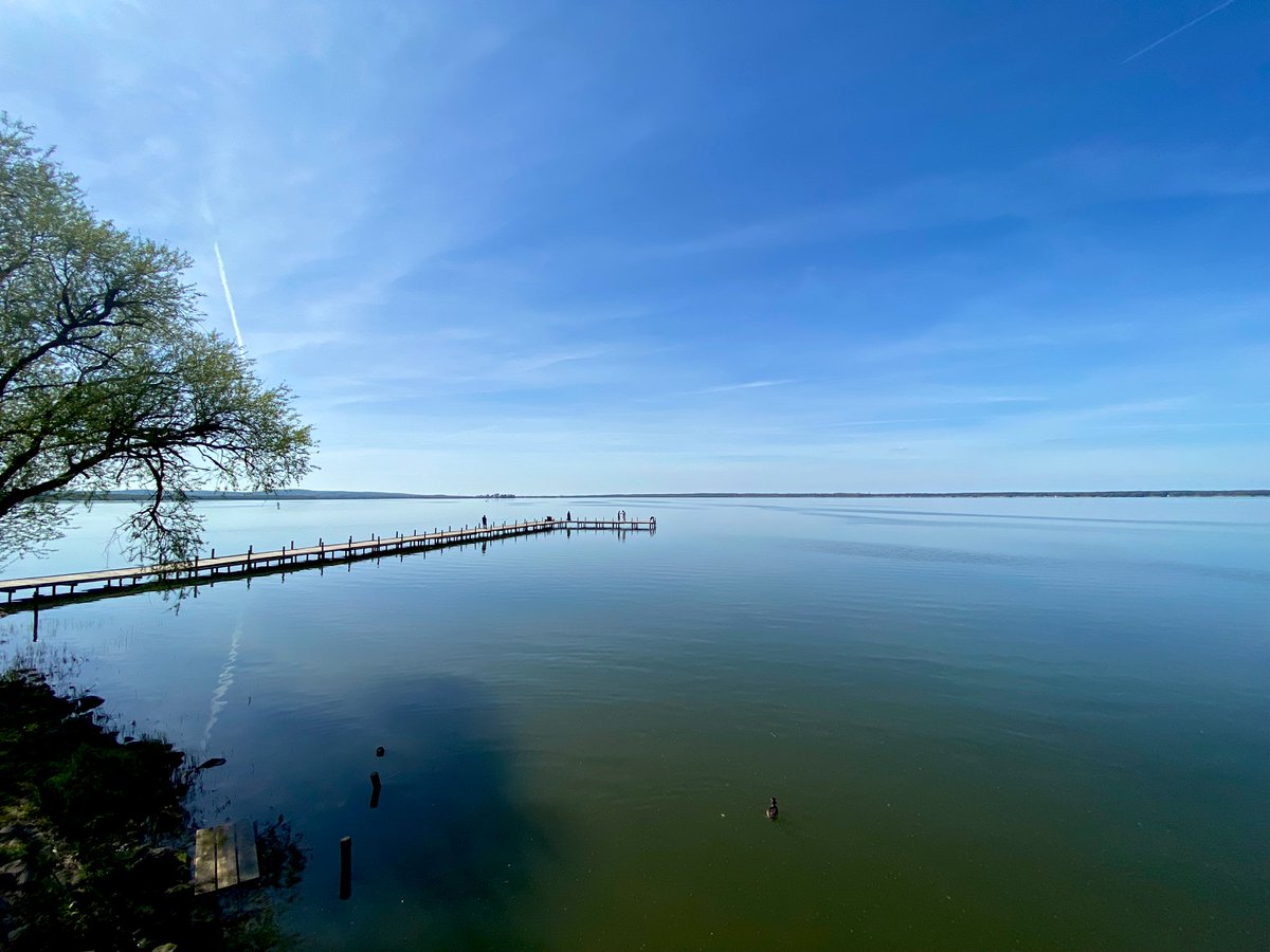 em_oakwood's tweet photo. Schönstes Wetter am (Binnen-) See #Steinhuder #Meer und auf der künstlichen Insel #Wilhelmstein https://t.co/ucCgdHprsS