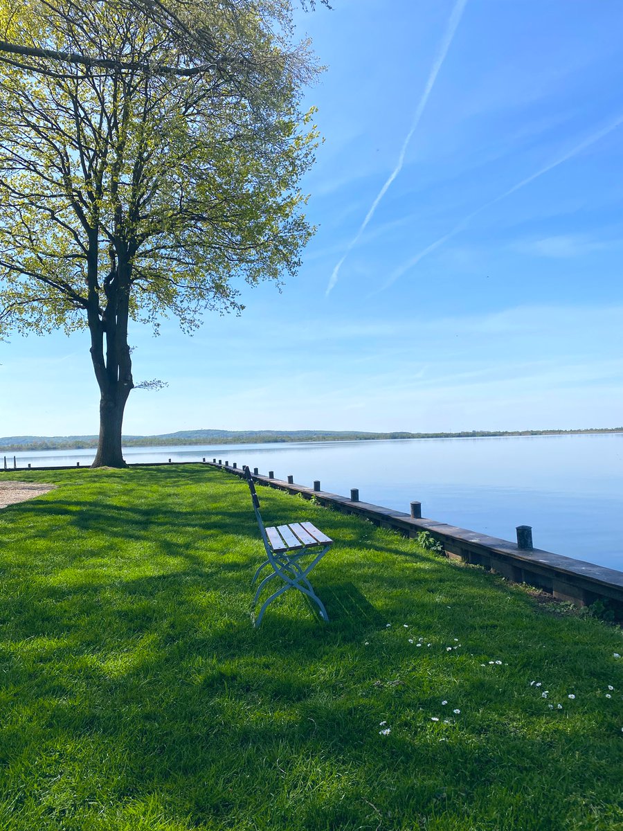 em_oakwood's tweet photo. Schönstes Wetter am (Binnen-) See #Steinhuder #Meer und auf der künstlichen Insel #Wilhelmstein https://t.co/ucCgdHprsS