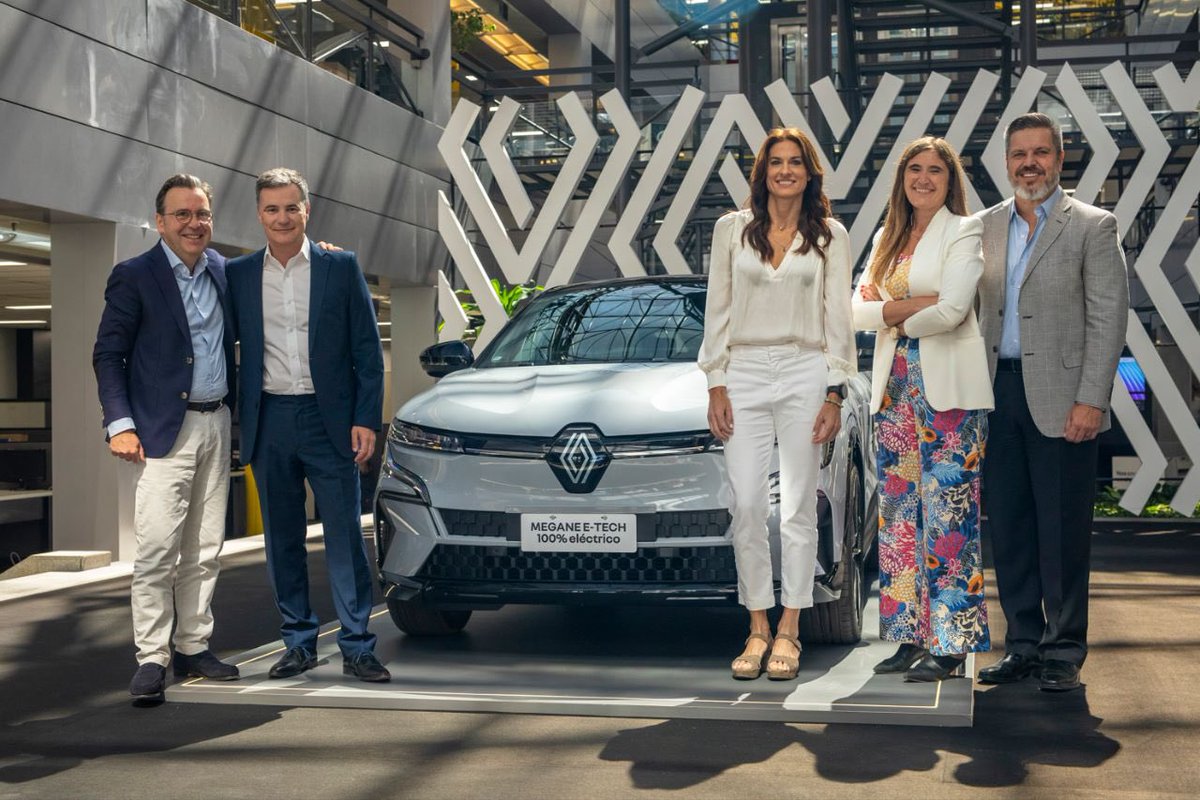 Valentina Solari (@valensolari) on Twitter photo Bienvenida <a href="/sabatinigabyok/">Gabriela Sabatini</a> a <a href="/RenaultArg/">Renault Argentina</a> como embajadora para la marca E-Tech. Inspiradora, ejemplar, exitosa, ha liderado su carrera con valores que nos representan marcando un estilo, con pasión y excelencia multiplicando sus seguidores por el mundo. Gracias Gaby por elegirnos! Bienvenida <a href="/sabatinigabyok/">Gabriela Sabatini</a> a <a href="/RenaultArg/">Renault Argentina</a> como embajadora para la marca E-Tech. Inspiradora, ejemplar, exitosa, ha liderado su carrera con valores que nos representan marcando un estilo, con pasión y excelencia multiplicando sus seguidores por el mundo. Gracias Gaby por elegirnos!