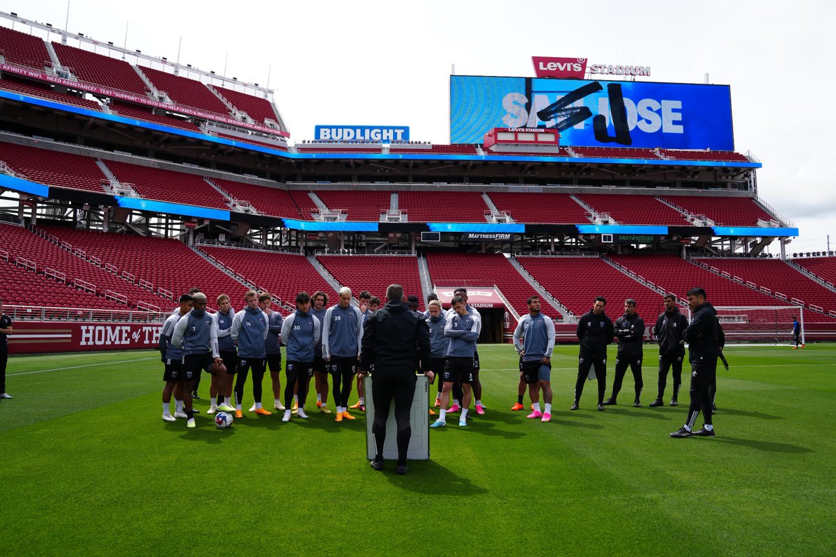 Weekend prep. ⚽️🏈 <a href="/SJEarthquakes/">San Jose Earthquakes</a> <a href="/49ers/">San Francisco 49ers</a>