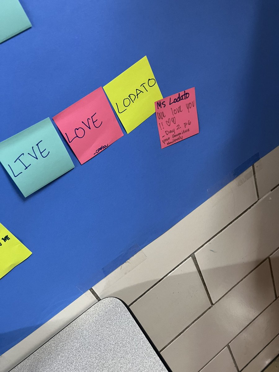 JessicaLodatoPE's tweet photo. Teacher appreciation wall. Helps you get through May for sure! https://t.co/krT2RSBuds
