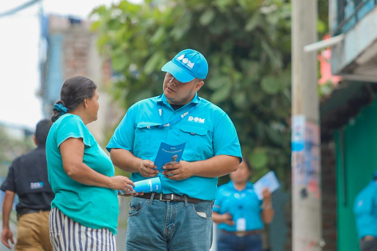 ObraMunicipal's tweet photo. San Esteban Catarina es otro de los municipios que recorremos en búsqueda de más jóvenes que quieran superarse técnicamente en nuestra Escuela de Especialización para la Construcción.

📍San Vicente #EnLaDirecciónCorrecta. https://t.co/X66L8Aj5BT
