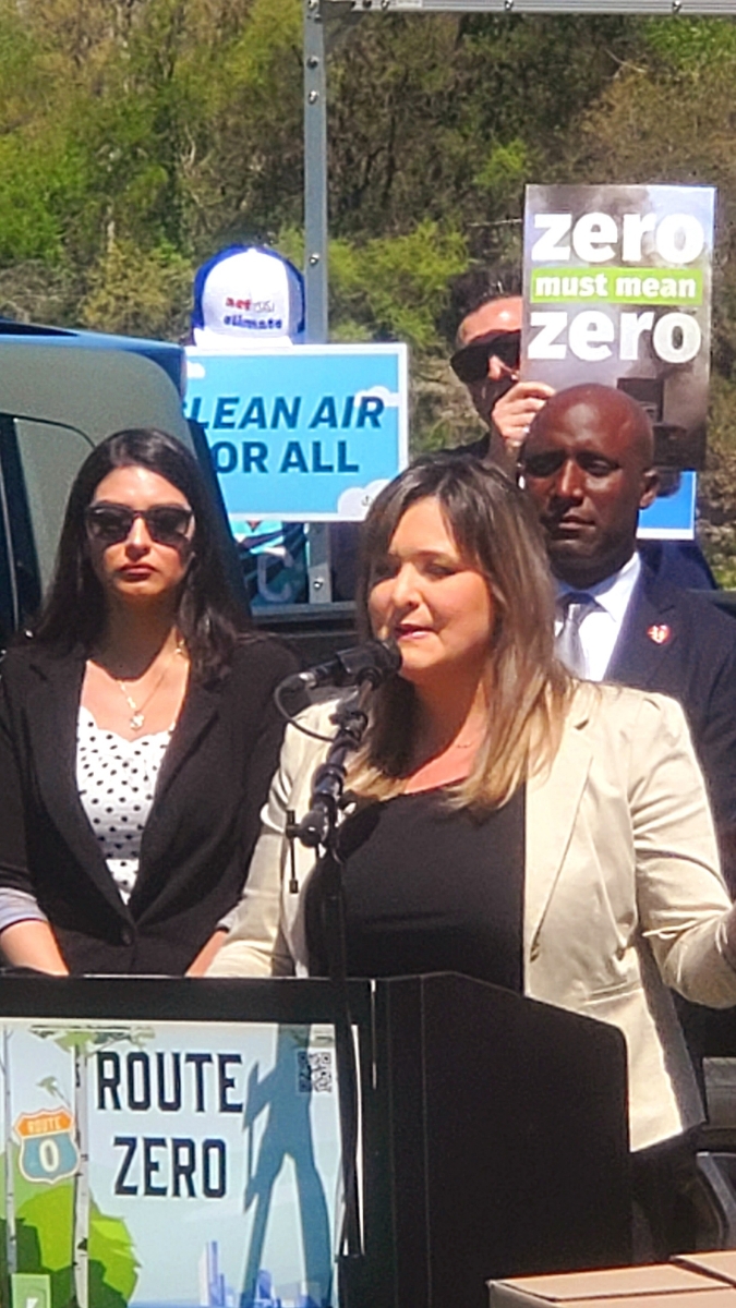 CleanAirN🌎W | VecinosKC (@mokancan) on Twitter photo “Our communities do not need false promises of “alternative fuels” we need zero emissions now We are the experts and our voices need not just be heard but listened to, #ZeroMustMeanZero!! Environmental Racism is poisoning and sickening our communities. <a href="/AtenasCAN/">Atenas</a> <a href="/BetolMartinez/">BetoLugo-Mtz</a> “Our communities do not need false promises of “alternative fuels” we need zero emissions now We are the experts and our voices need not just be heard but listened to, #ZeroMustMeanZero!! Environmental Racism is poisoning and sickening our communities. <a href="/AtenasCAN/">Atenas</a> <a href="/BetolMartinez/">BetoLugo-Mtz</a>