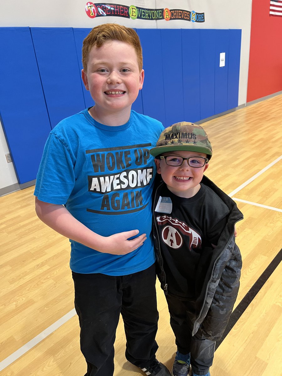PrincipalRAdams's tweet photo. Best part of PreK visits to @34Oakland where they will be in Kindergarten next year? Getting to see their older siblings, of course! #KindergartenHereWeCome #WeLoveOurEagles #D34ALLIn https://t.co/rWClqN3NZ6