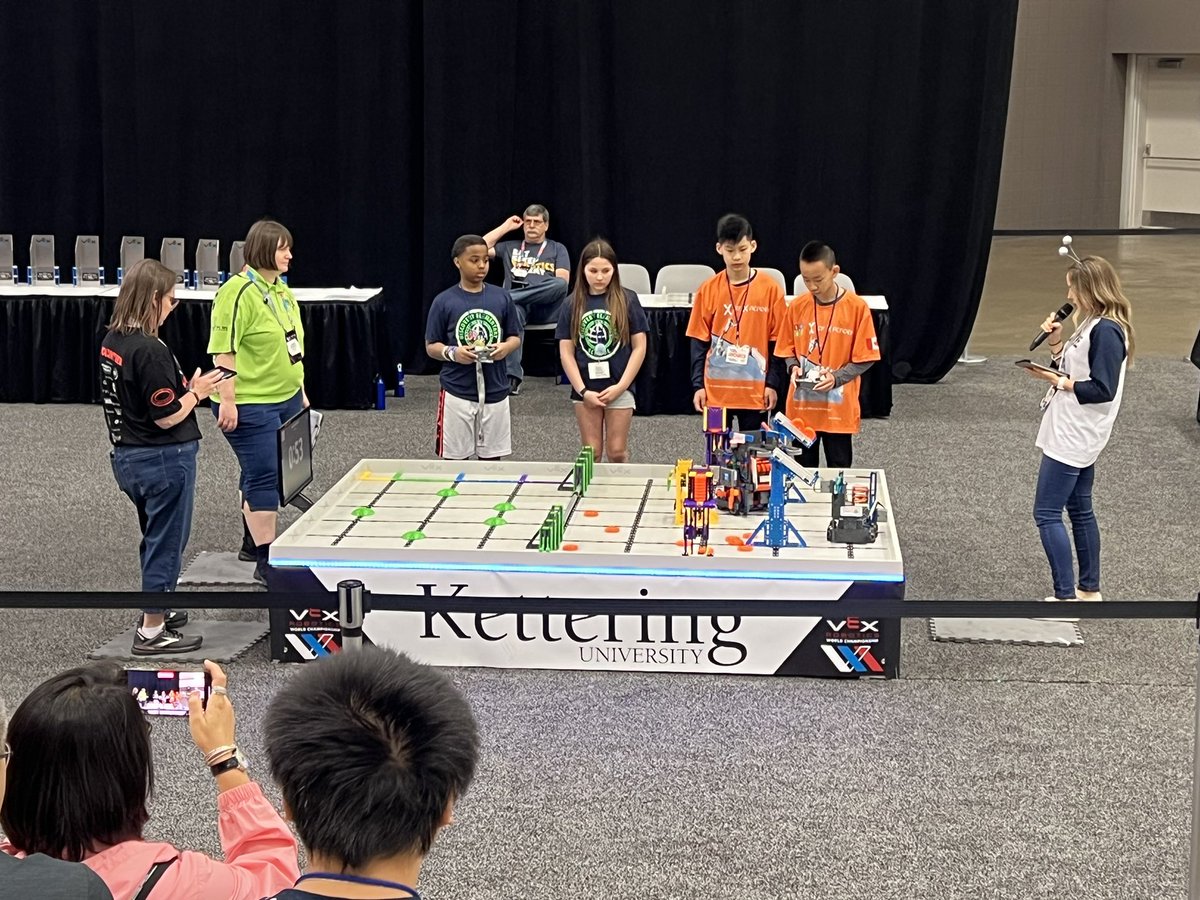 DiscoveryVex's tweet image. Team 18347G Trailblazer Pink is having a blast at the 2023 VEX IQ Robotics World Championships in Dallas, TX! After day 2 of competition, they are in the top 40% of their division! Way to represent ND!🏆💚💙 #GFSchools #TrailBlazeOn @GFSchools