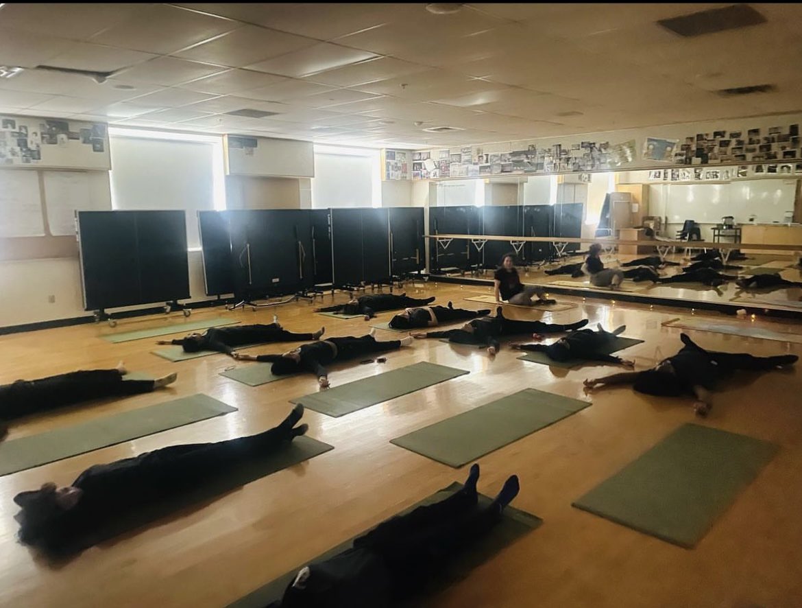 dytweets's tweet photo. Today #wellnesswwdnesday students participated in games, yoga, journaling and stress ball making activities on all 3 lunches 🐾 #mycatholiceducation @dpcdsb.schools https://t.co/guiRmfd6Tv
