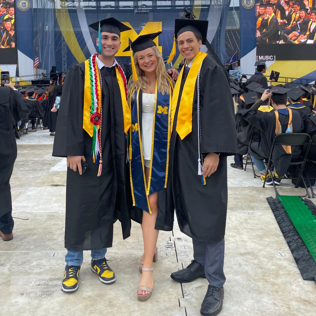LIT_LV's tweet photo. #WorkingWed: We wanted to give Leader Irving (Cohort 4) an enormous CONGRATULATIONS for graduating from @UMich. Leader Irving received his BA in Public Policy and hopes to move back to the Las Vegas community to impact our local politics

#LIT #Leaders #Graduate #FirstGen https://t.co/mrnJ5JSrMg
