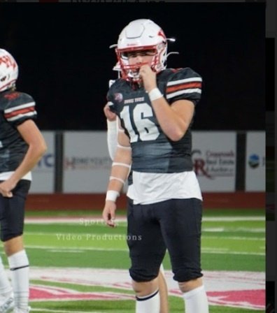 After talking woth @CoachGrider_BC I'm exited to recieve my first offer to play for <a href="/Threshers_FB/">Bethel College FB</a> <a href="/CoachStokesBC/">AB Stokes</a> <a href="/coachletsgo/">Weston Moody</a> <a href="/WamegoFootball/">Wamego Football</a>