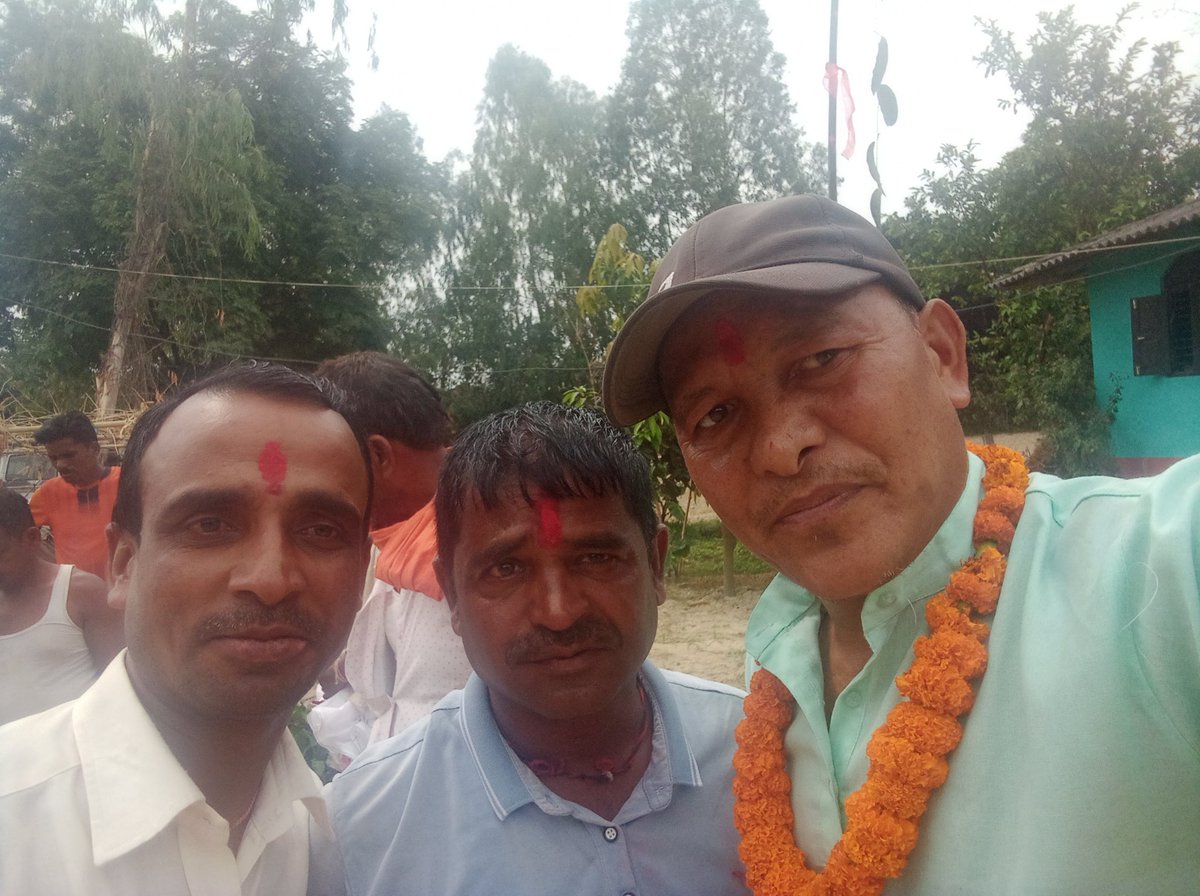 मिथिला  नगरपालिका 3 हरिहरपुर काँग्रेस सभापति  रबि दास महतो जिउ र नेता चन्द्र किशोर सिंग्जीउ संग ! इनार  खन्ने कामको शिलन्यास कार्यक्रम!
जय होस हरिहरपुर काँग्रेस धनुषा को! जयनेपाल!