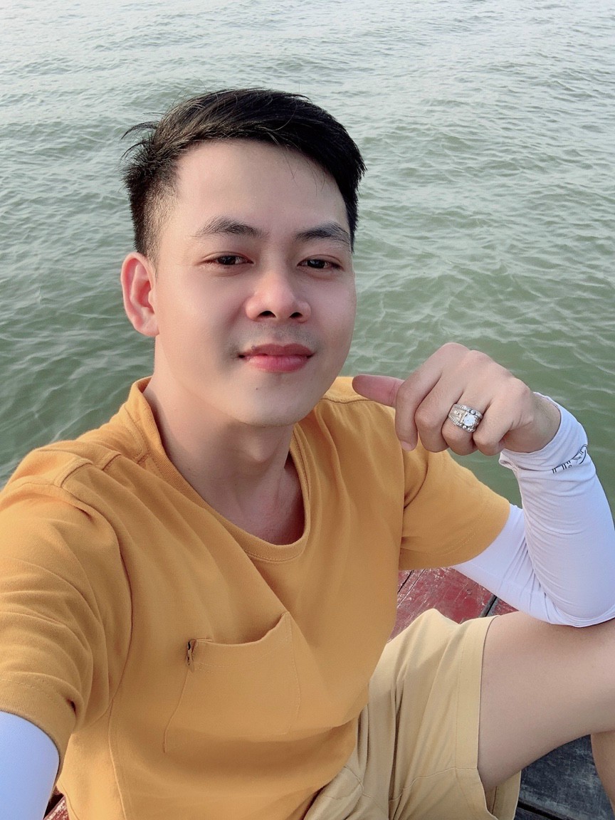 Kute35874009's tweet photo. Nhiều khi muốn một mình nhưng sợ cô đơn! https://t.co/cgZuJy3X6G