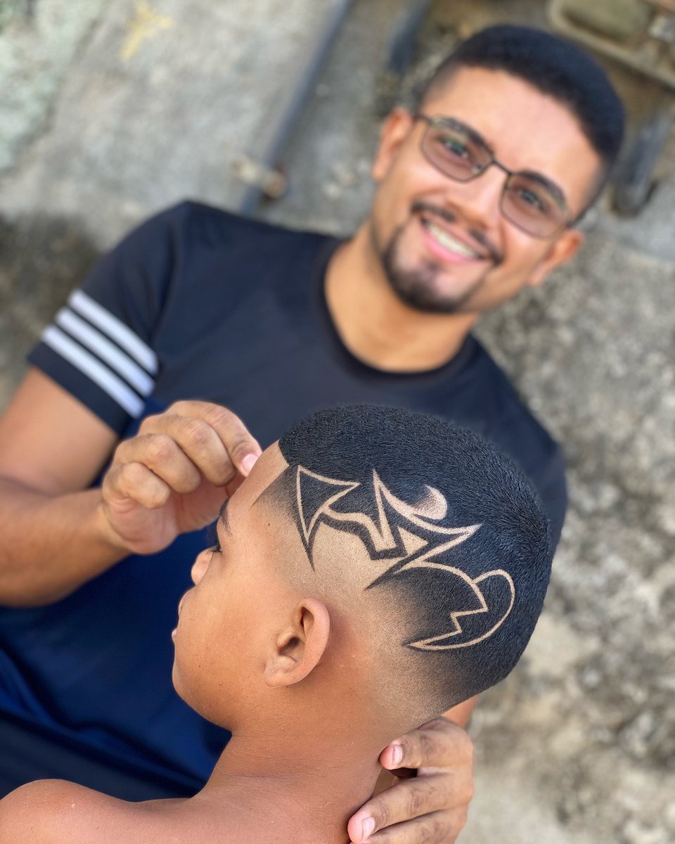 BNDUDISFARCE's tweet photo. O Segredo é ser completo em Tudo No Que Fazemos 🔥🦅📚

❤️ RT Família ❤️

#BN https://t.co/eMXoNW3DV4